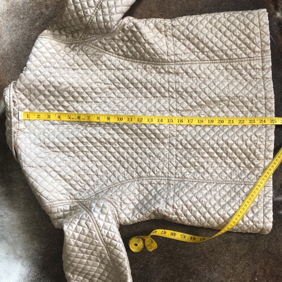 Quilted Jacket - Picture 6 of 6